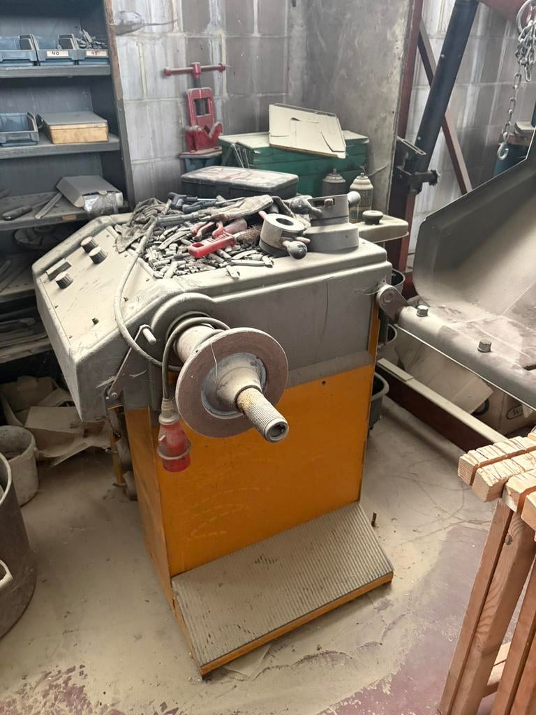 machine d'équilibrage, Enlèvement, Comme neuf
