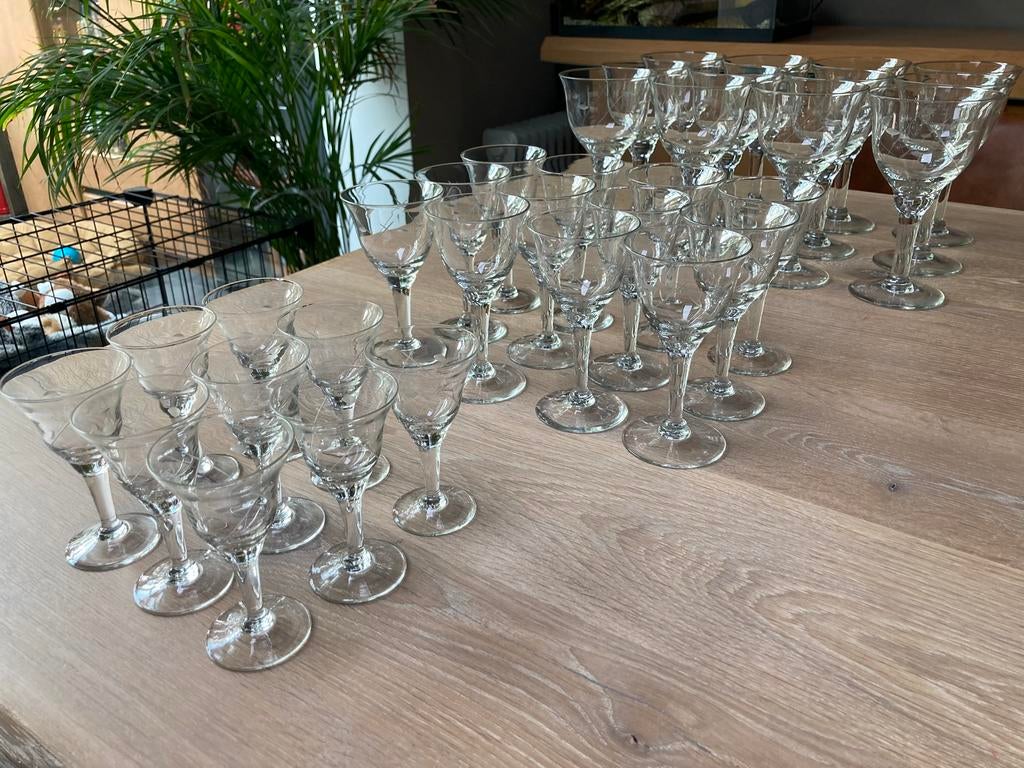 Glasservies, Ophalen, Zo goed als nieuw
