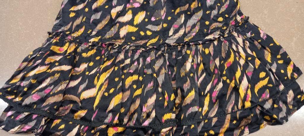 jupe noire imprimée Essentiel Girls taille 140, Robe ou Jupe, Enlèvement ou Envoi, Essentiel, Comme neuf