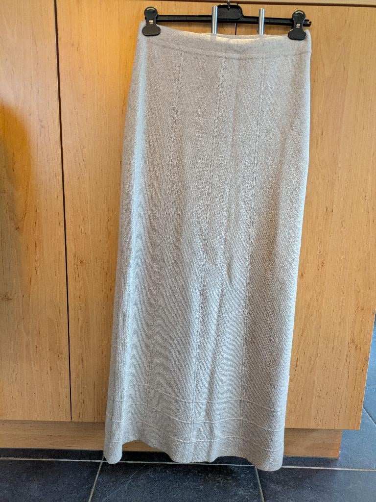 Escada lange rok met trui ensemble, Maat 38/40 (M), Kostuum of Pak, Beige, Escada