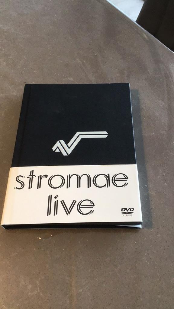 stromae : live (dvd), Enlèvement