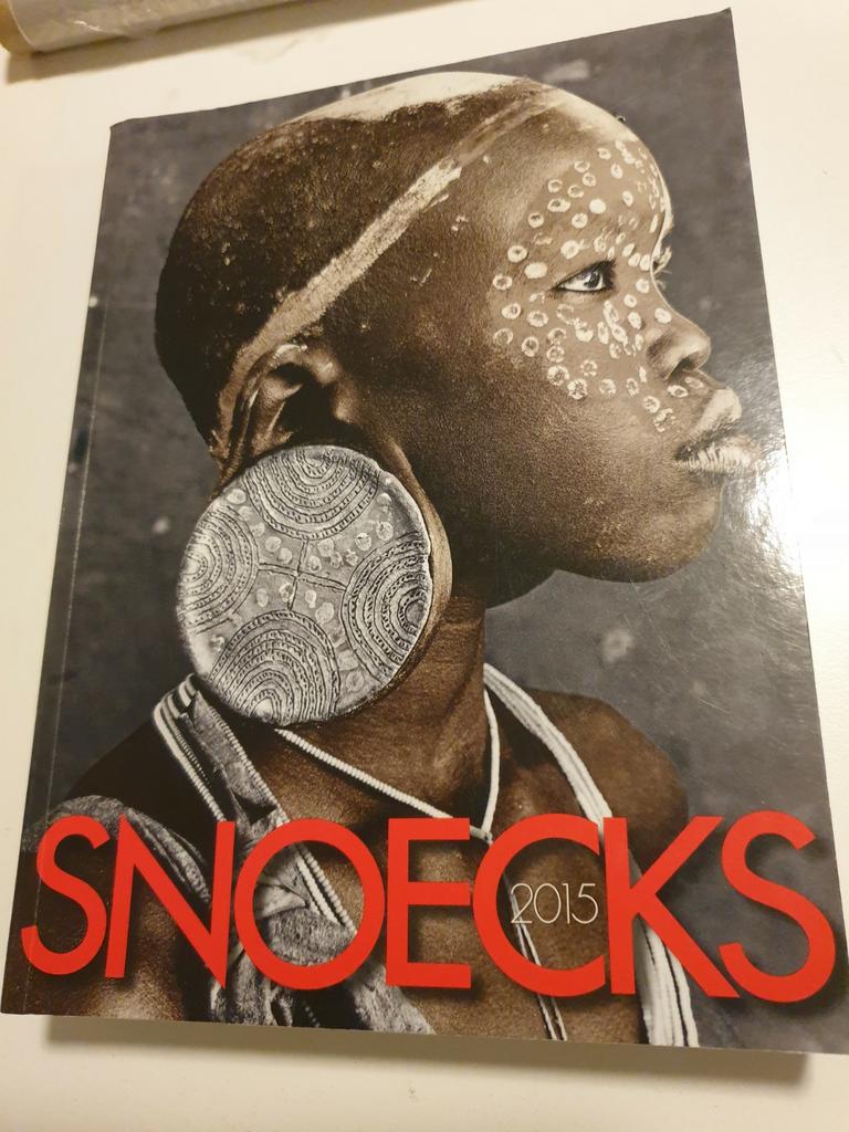 Geert Stadeus - SNOECKS 2015 speciale editie Belgie, Boeken, Ophalen of Verzenden, Zo goed als nieuw, Geert Stadeus