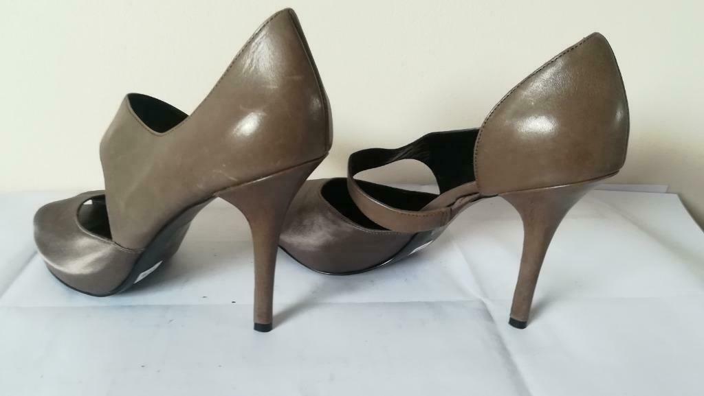 557B* GUESS sexy escarpins peep toe couleur taupe cuir (40), Neuf, Guess, Autres couleurs, Escarpins