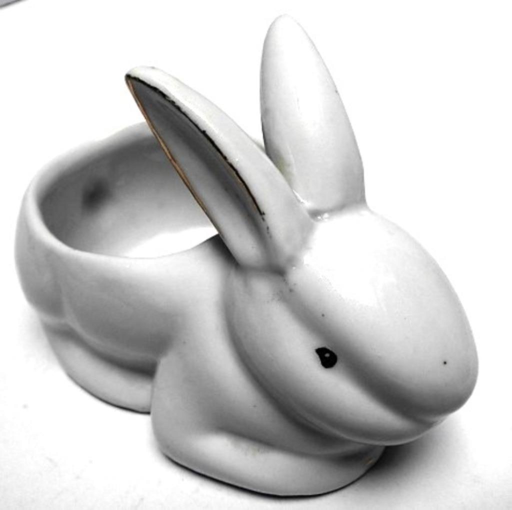 Bedankje - Witte porseleine konijntjes - 14 stuks voor 4 € !, Ophalen of Verzenden, Nieuw, Kraamcadeau