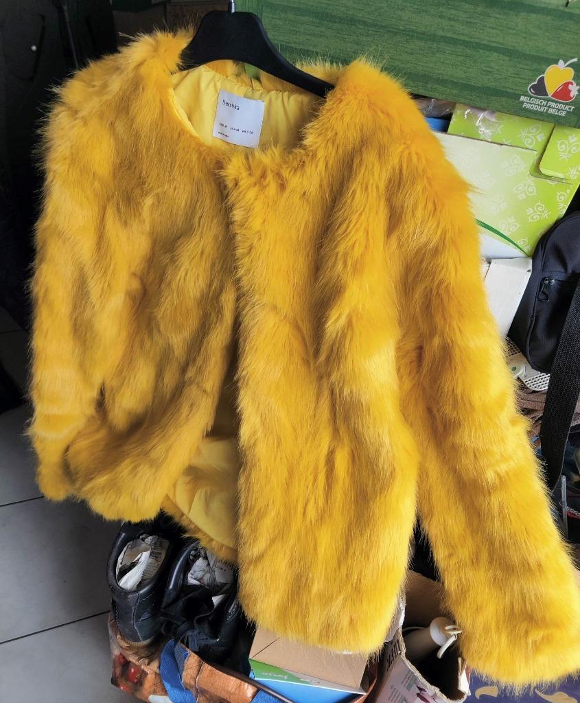 veste fourrure femme bershka jaune M neuve, Vêtements | Femmes, Bershka, Enlèvement ou Envoi, Neuf, Jaune