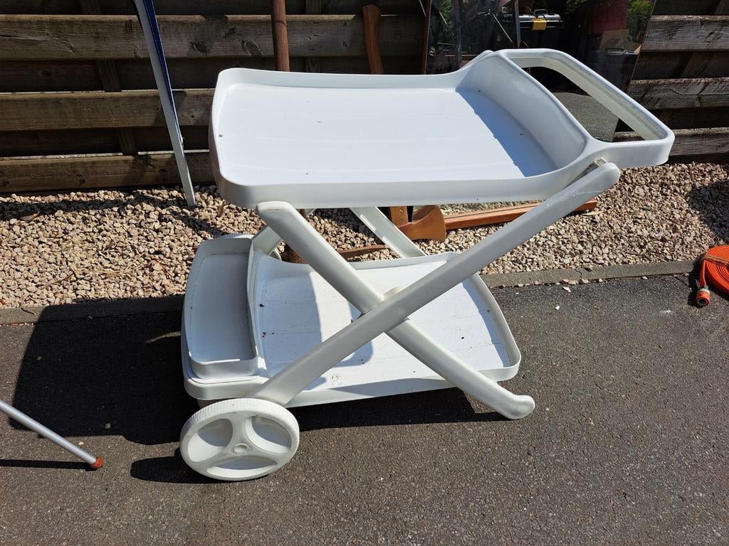 Bijzettafel ,rolwagen voor eten en drank, Enlèvement, Comme neuf