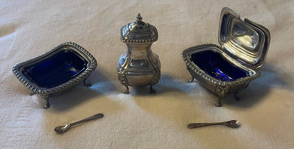 Superbe service de table ancien en métal argentéStyle Empire, Enlèvement