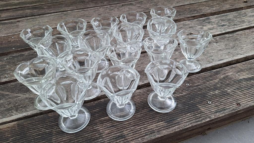 IJscoupes (€2/stuk - 6 voor €10), Huis en Inrichting, Ophalen, Zo goed als nieuw, Glas, Overige stijlen