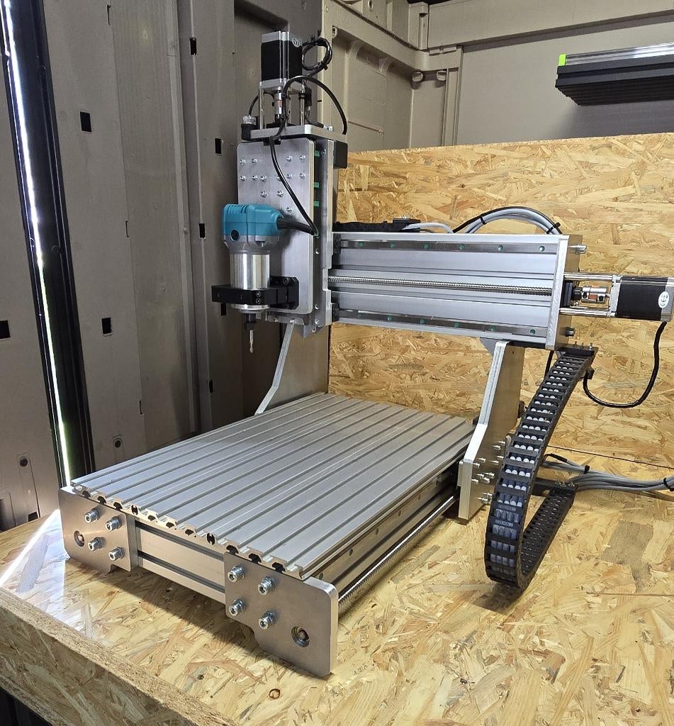 DIY CNC Machine (Deels gebouwd) – Hoogwaardige componenten, Enlèvement, Neuf, Électrique, Autres types
