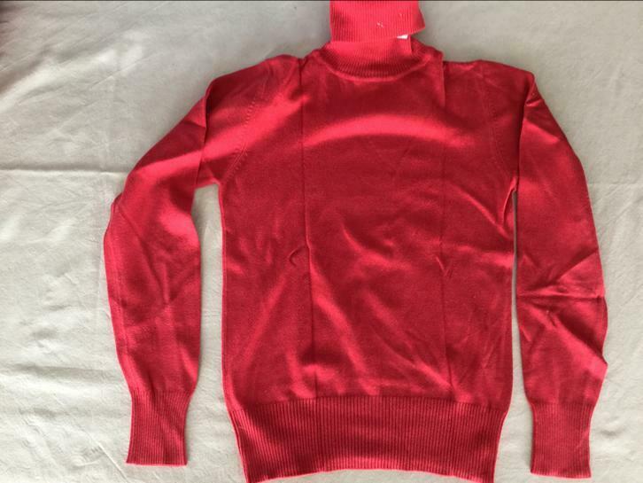 Rode Coltrui - Maat : 140, Ophalen of Verzenden, Zo goed als nieuw, Meisje, Shirt of Longsleeve
