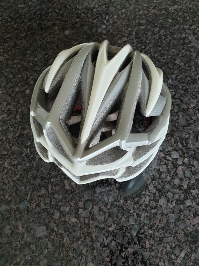 Casque de vélo pour enfants, Enlèvement, Comme neuf