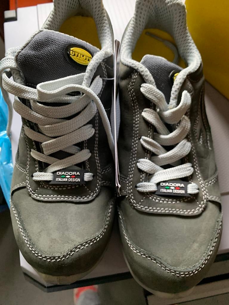 Dames werkschoenen NIEUW! Maat 39, Ophalen of Verzenden, Nieuw