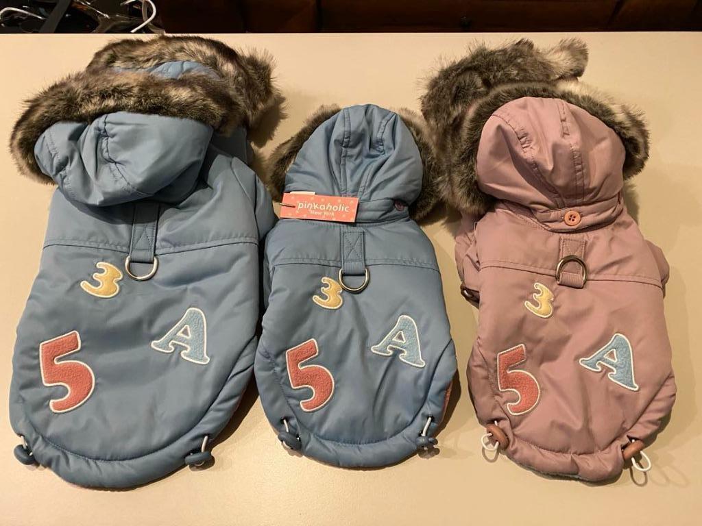 Mooie jasjes van het merk Pinkacholic aan outletprijs., Ophalen of Verzenden, Nieuw, Hondenjas