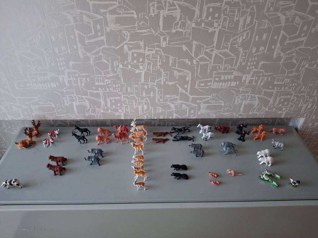 51 plastiek diertjes, Ophalen of Verzenden, Zo goed als nieuw