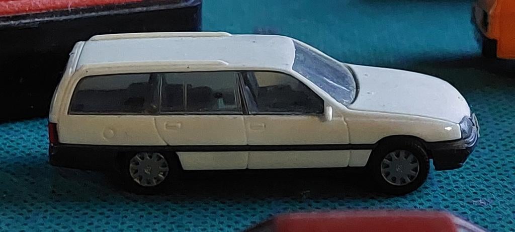 VERRE OPEL OMEGA H0LK 1205 1/87, Envoi, Comme neuf, Voiture, Herpa