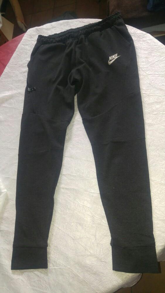 Pantalons homme gris noir nike XL indonesia, Enlèvement ou Envoi, Comme neuf, Noir