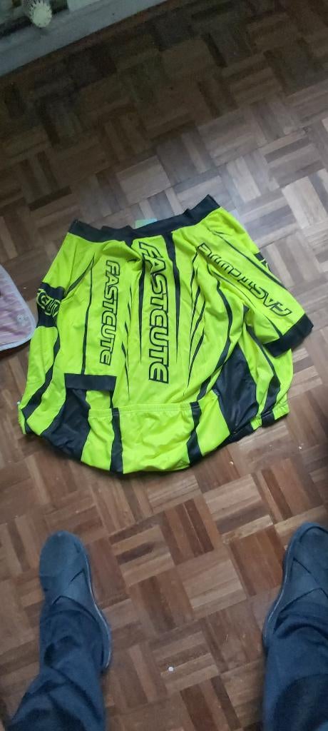 Lot de Vêtements de vélo, Enlèvement, Comme neuf, Autres types, Autre