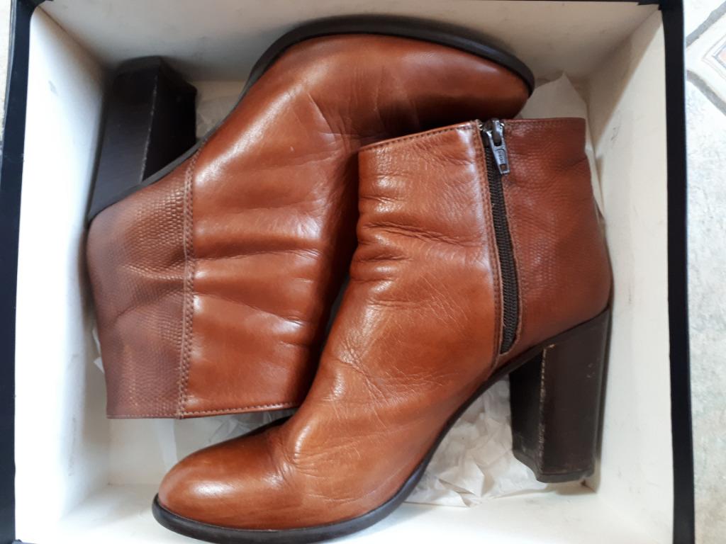 Bottines femmes MANO, Vêtements | Femmes, Chaussures, Enlèvement, Comme neuf