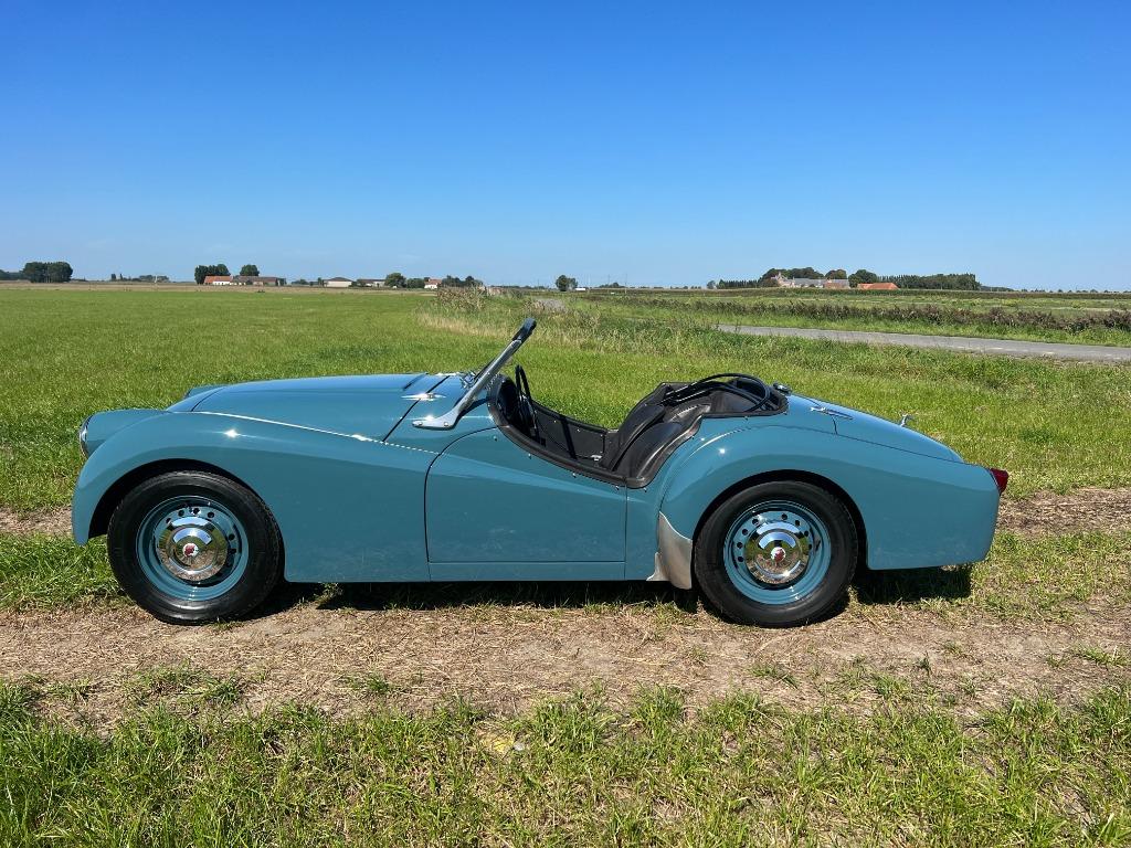 Triumph TR3 1957, Auto's, Oldtimers, Zwart, Blauw, Triumph, Bedrijf