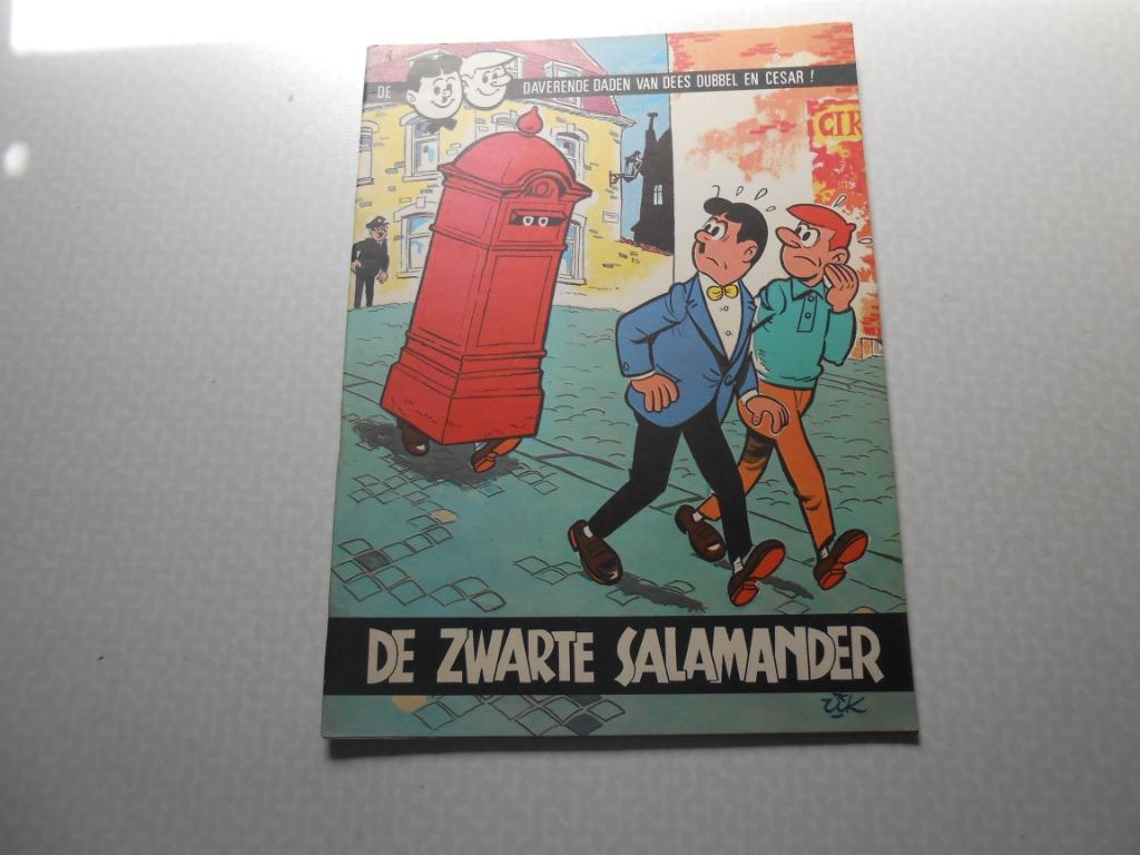 Dees dubbel en cesar 4 De zwarte salamander 1966 1 ste druk., Boeken, Stripverhalen, Zo goed als nieuw, Eén stripboek, Ophalen of Verzenden