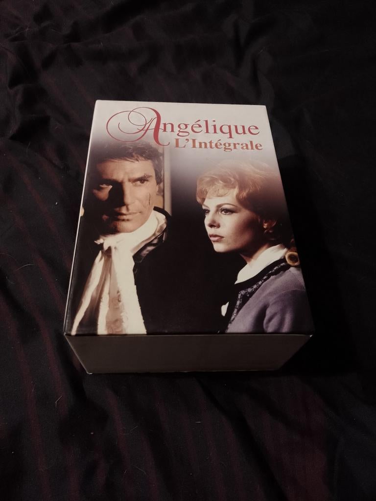 Te koop in een dvd-boxset de complete Angélique, Boxset, Vanaf 9 jaar, Actie, Ophalen of Verzenden