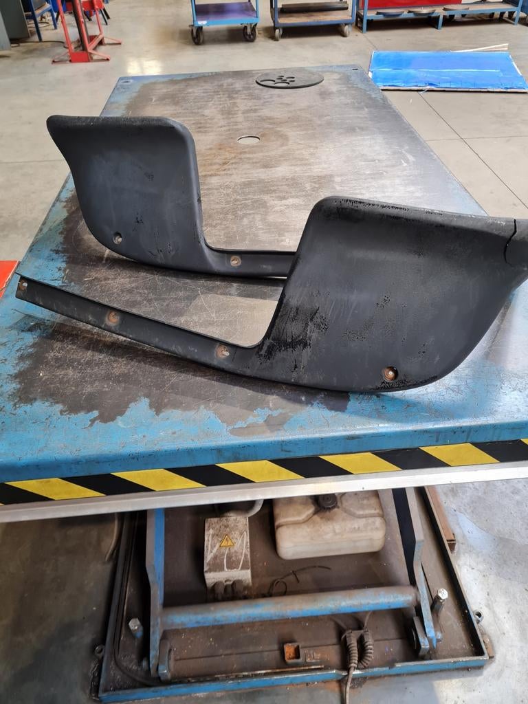 Spoiler Ford escort mk3 xr3i, Ophalen, Voor