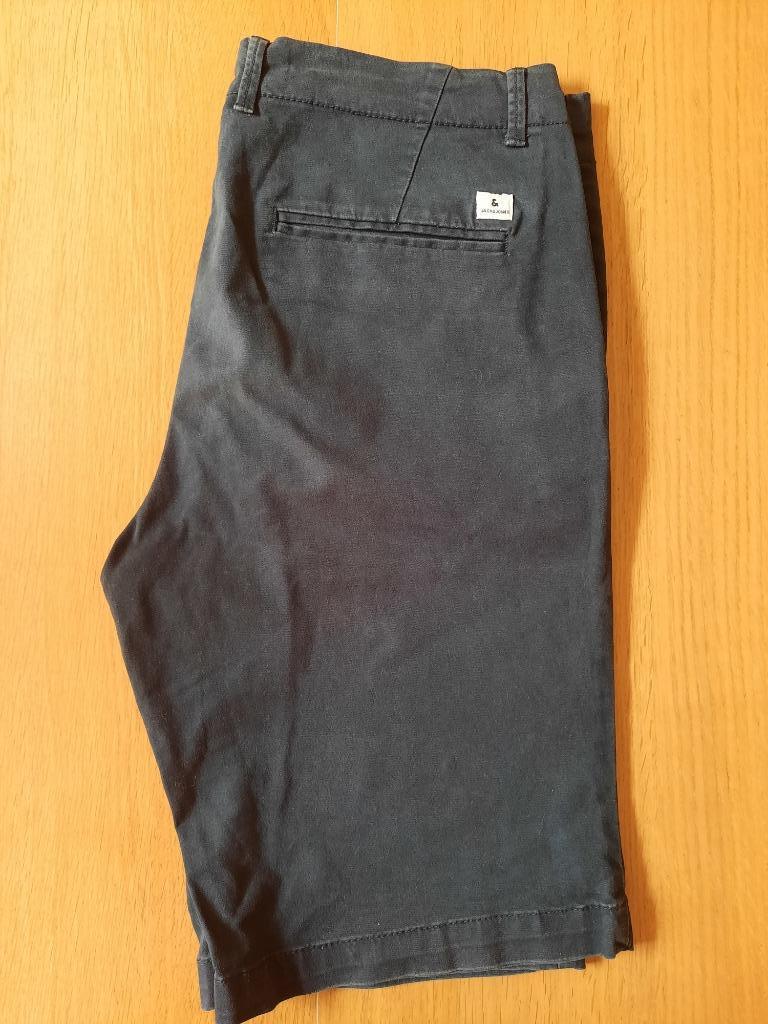 Bermuda Jack and Jones Bleu marine taille S, Enlèvement, Comme neuf, Bleu, Jack & Jones
