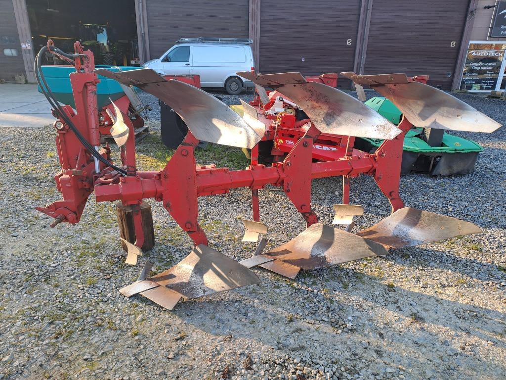 Landbouwmachines, maaier, ploeg, gyroversnipperaar, zaaimach, Ophalen