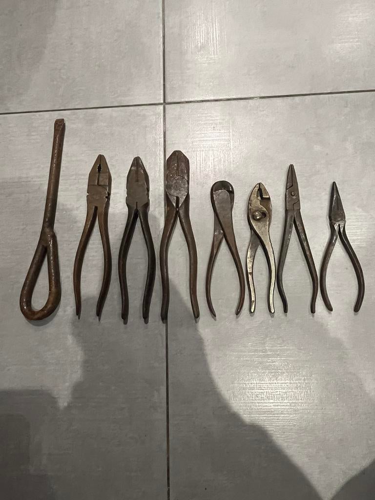 Vieux outils de vitriers, Enlèvement ou Envoi