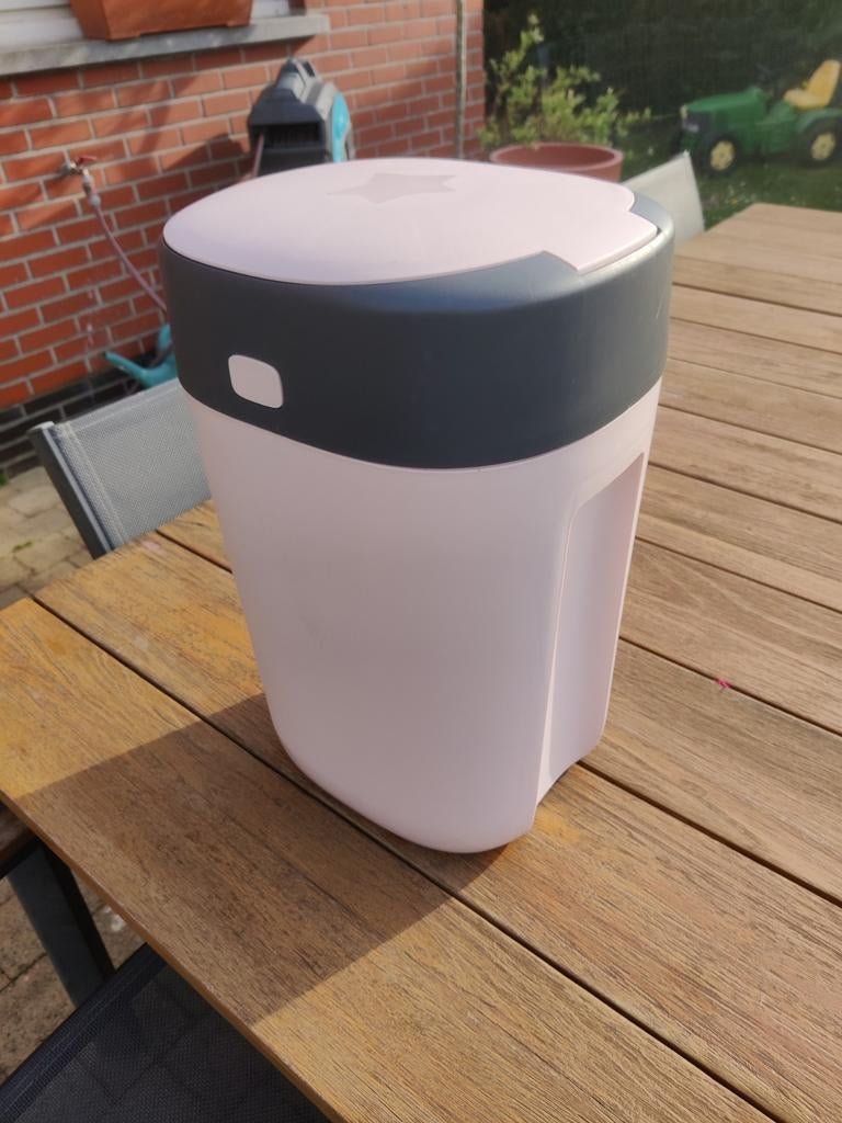 Tommee Tippee luieremmer, Ophalen