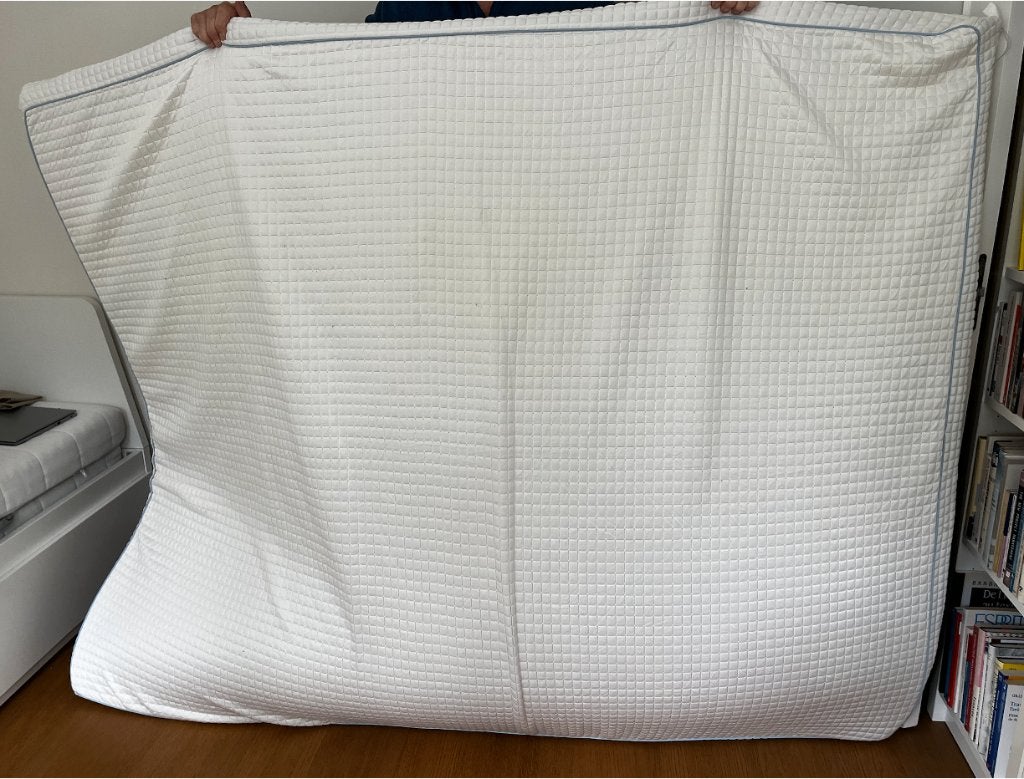 Matelas Toppers IKEA Nastaberg, blanc avec liseré bleu clair, Maison & Meubles, Enlèvement, Comme neuf, Matelas