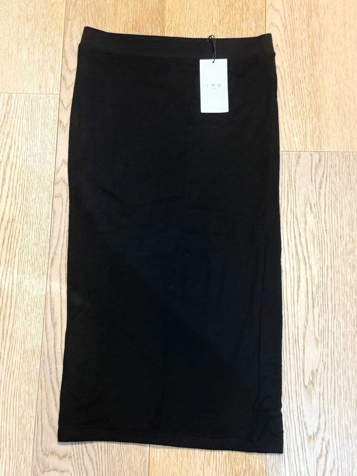 Nieuw IRO rok 100% wol T40 245€, Kleding | Dames, Rokken, Ophalen of Verzenden, Nieuw, Zwart, Onder de knie