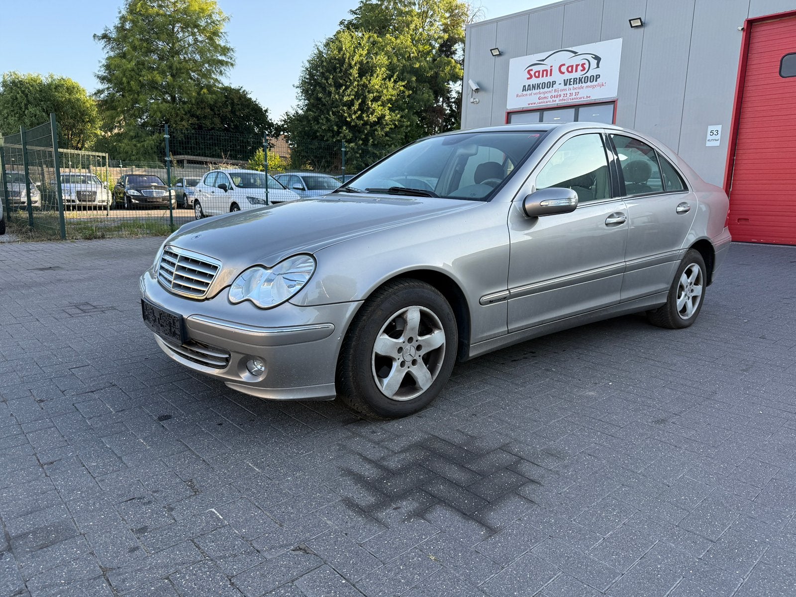 Mercedes C200 1.8 essence en 2005 148000 km Elegance, Autos, Argent ou Gris, Achat, Beige, Entreprise