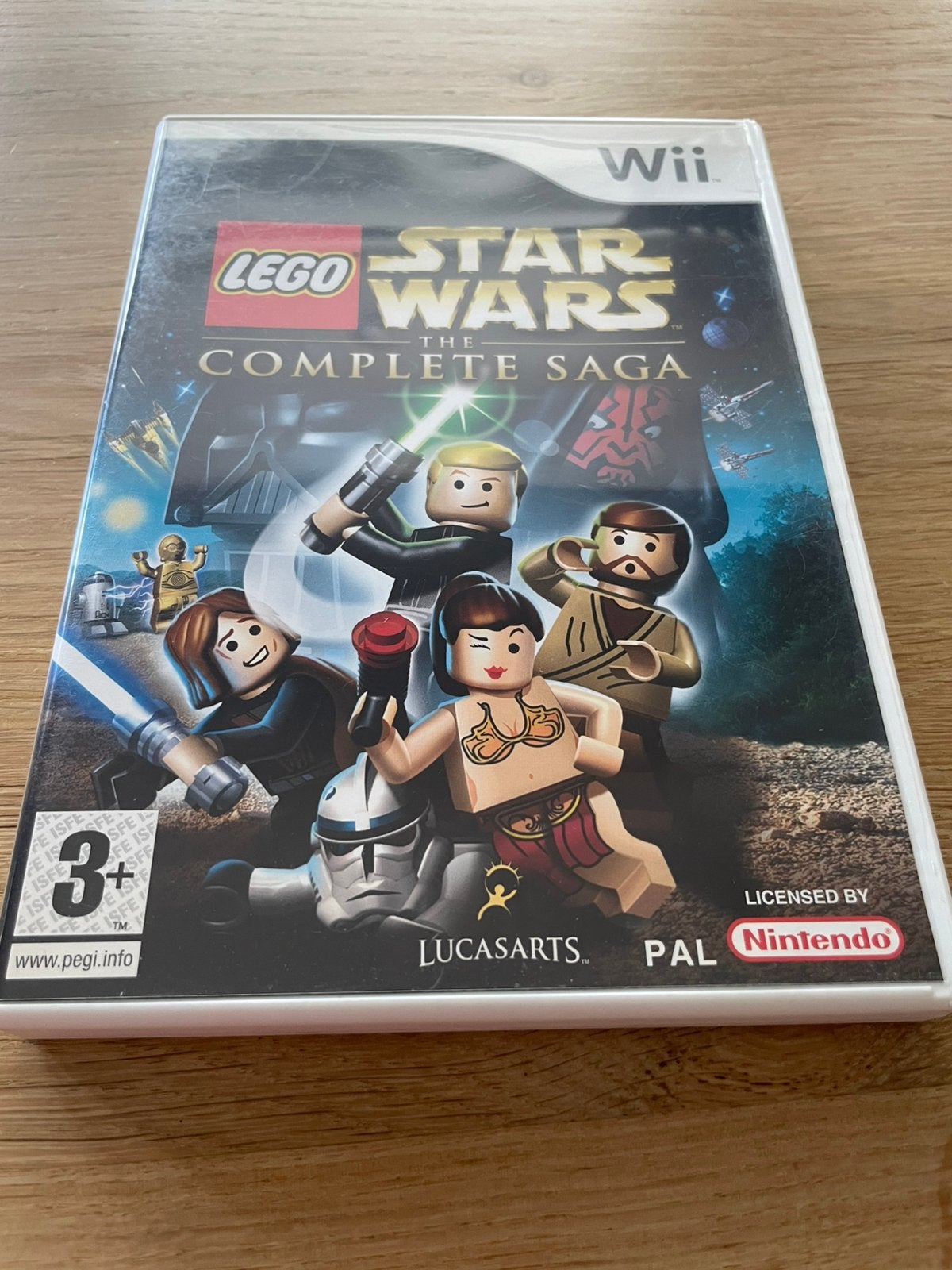 WII LEGO STAR WARS THE COMPLETE SAGA, Verzenden, Zo goed als nieuw