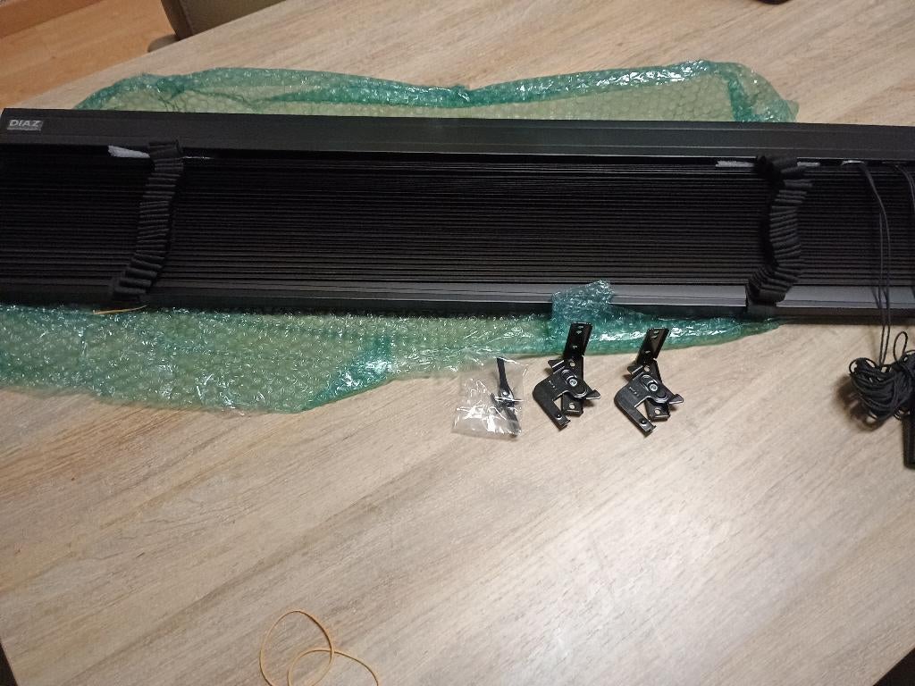 Diaz aluminium lamellen nieuw, 4 stuks, 60europ/st, Ophalen, 200 cm of meer, Zwart, 50 tot 100 cm