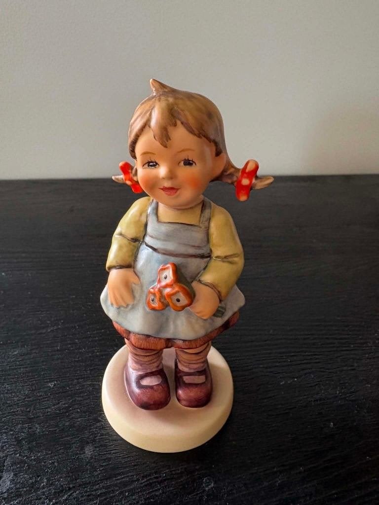 Hummel Goebel Flower girl, Ophalen of Verzenden, Zo goed als nieuw, Hummel