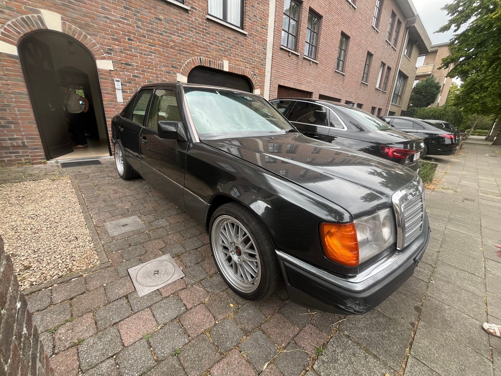 Mercedes 300e oldtimer, Autos, Mercedes-Benz, Cuir, Achat, Série 300, Berline