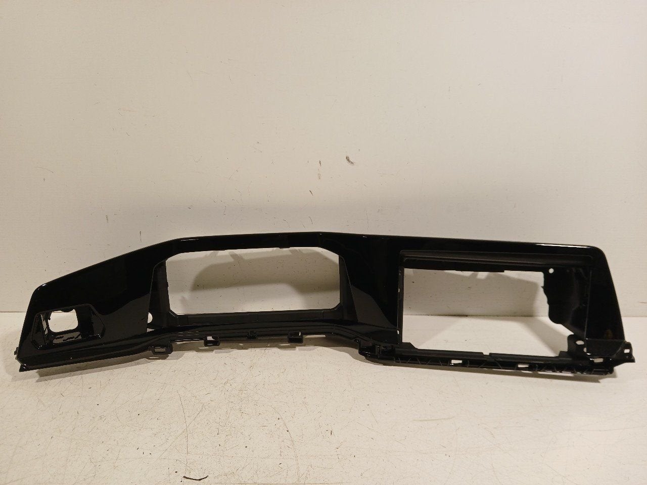 Sierlijst Volkswagen Golf, Onderdelen@venauto.nl, Van der Ven Autorecycling B.V., Ettenseweg 76, 4706 PB Roosendaal, The Netherlands
