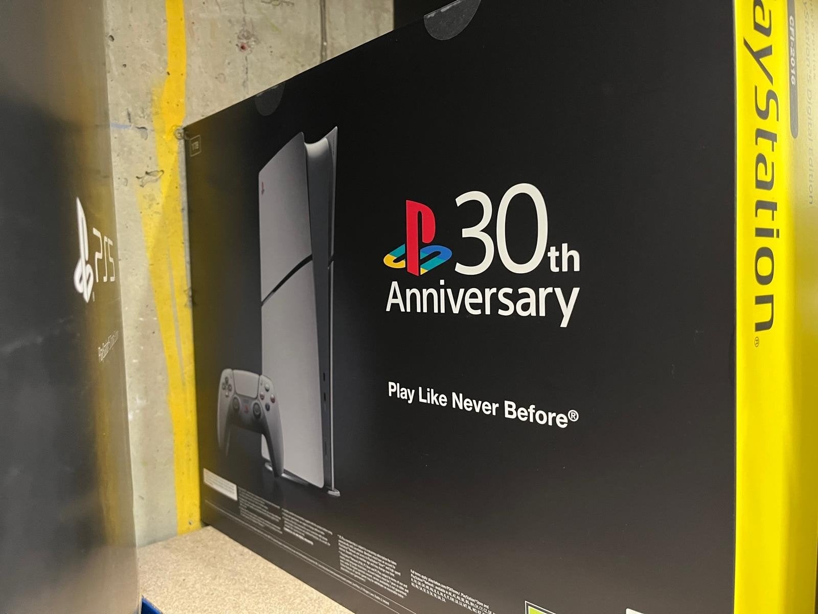 Playstation 5 LIMITED EDITION 30th aniversary, Ophalen, Nieuw, Playstation 5 Digital