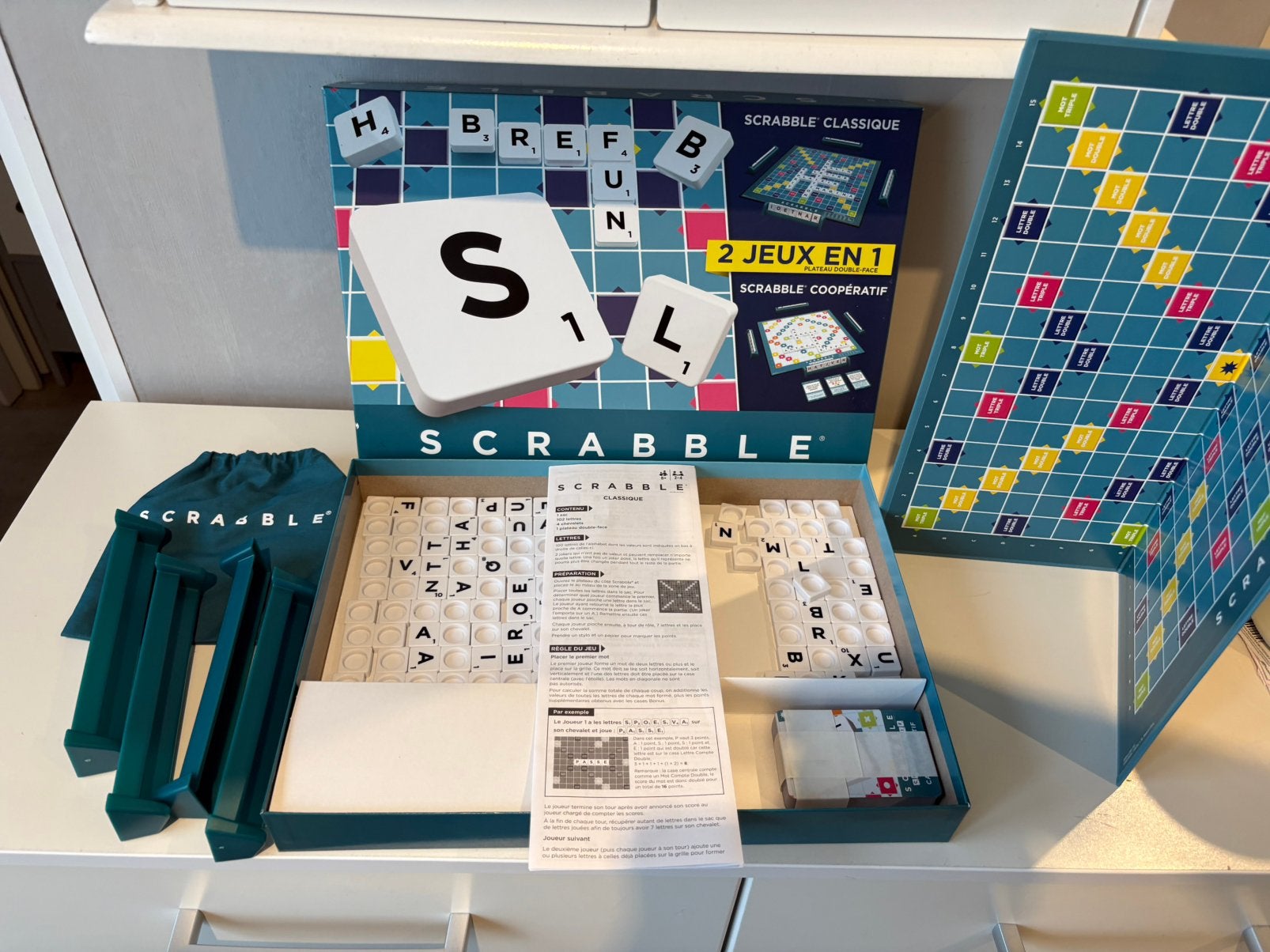 SCRABBLE (2 spellen in 1), Hobby en Vrije tijd, Ophalen of Verzenden, Nieuw