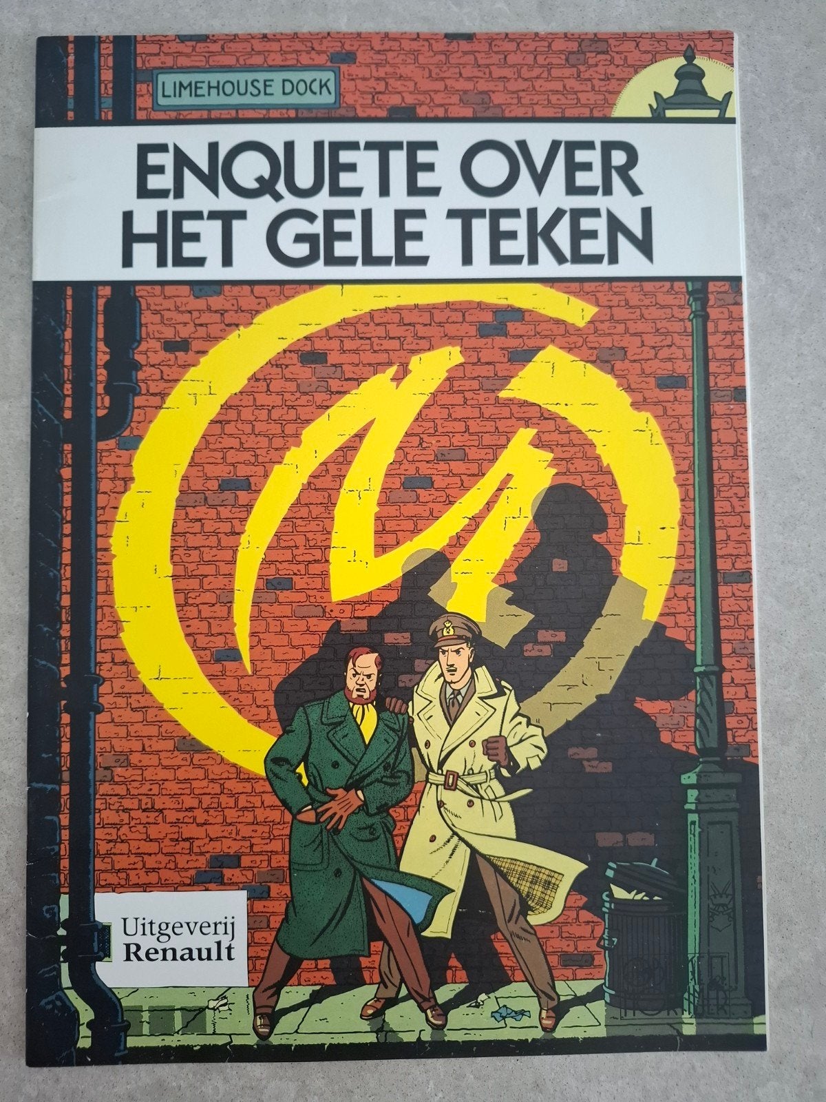 Enquête over het gele teken, Boeken, Gelezen, Eén stripboek, Ophalen of Verzenden, Limehouse dock