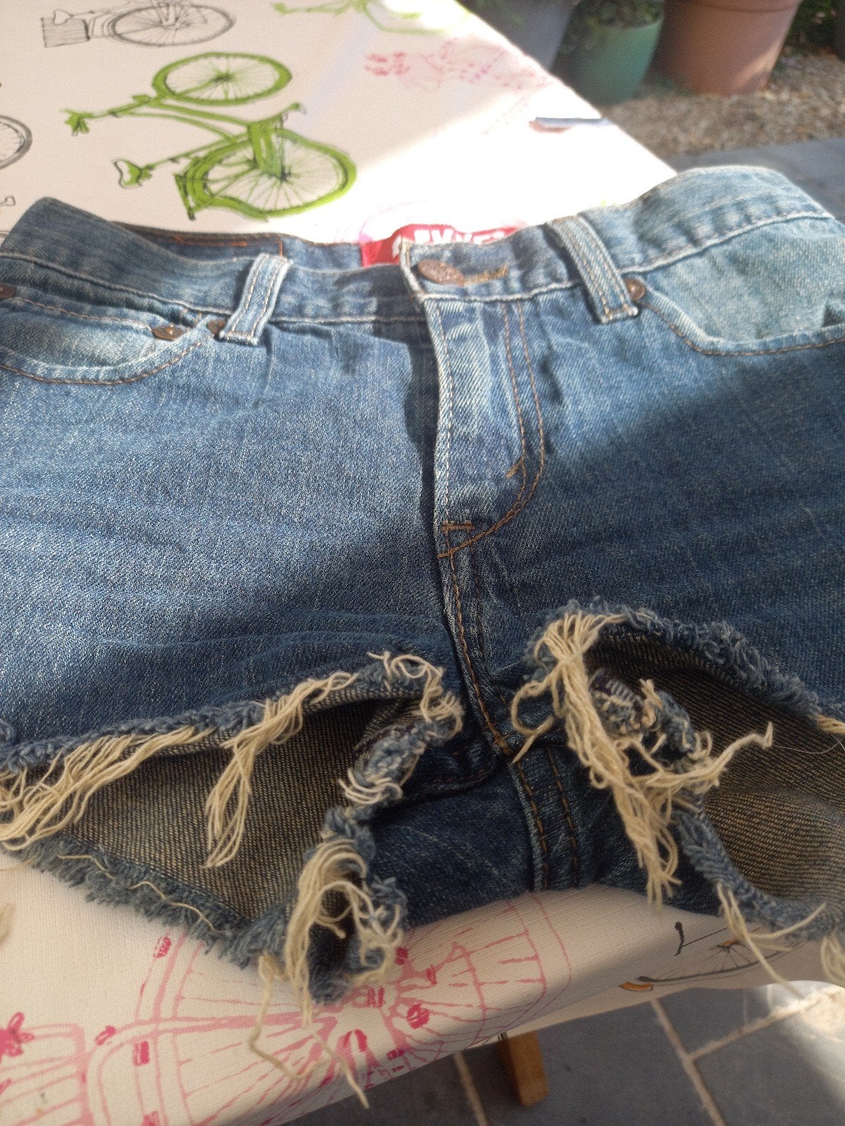 Levis skinny short  regular 25x 261/2, Enlèvement