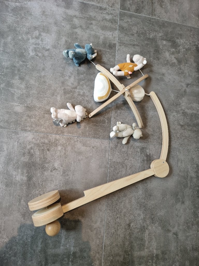 Noukie's houten muziekmobiel - Tiga, Stegi en Ops, Enfants & Bébés, Mobile, Autres marques, Comme neuf, Enlèvement