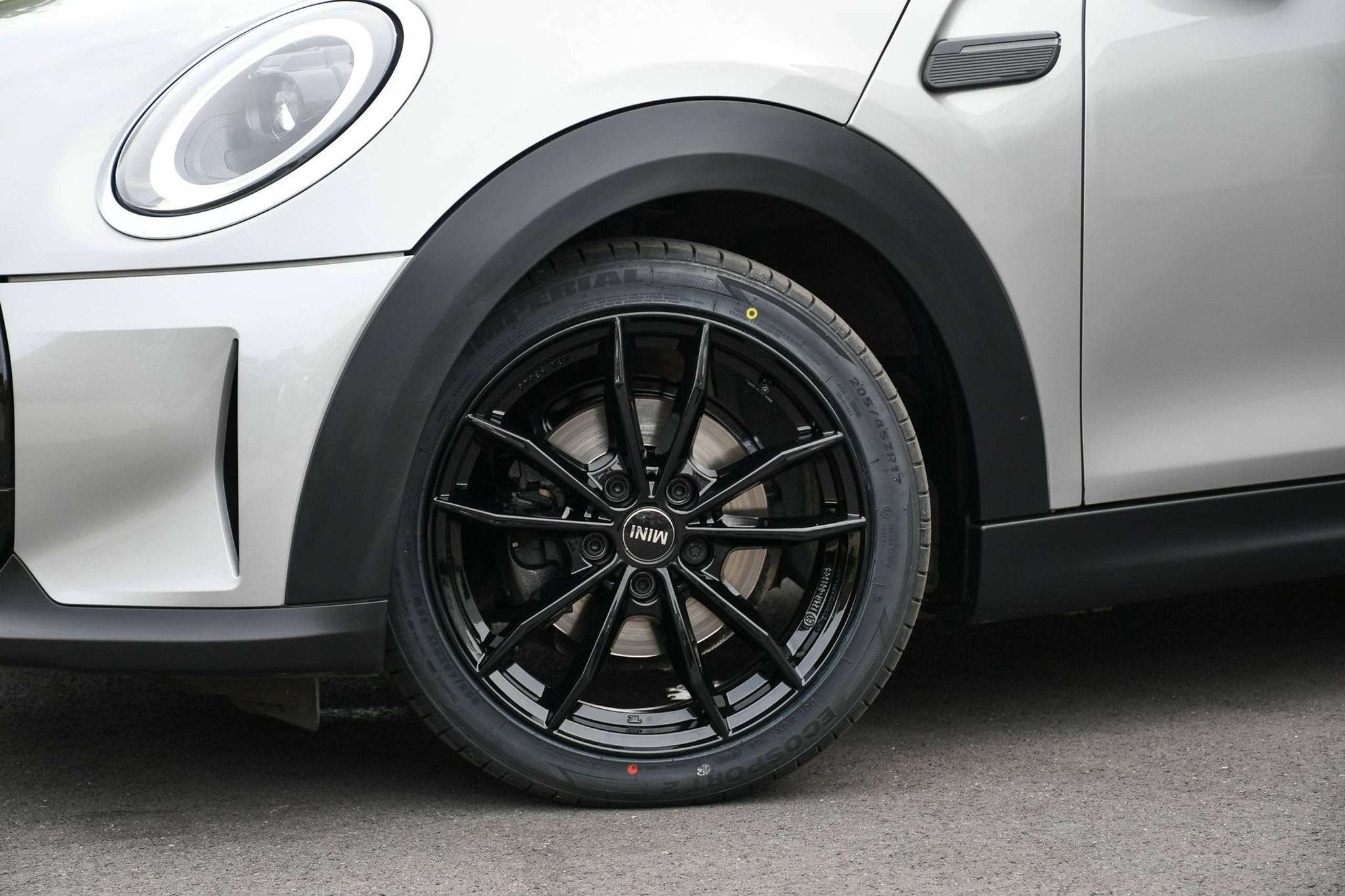 MINI Cooper Mini 1.5A Cooper *CARPLAY*LED*18 INCH*, Argent ou Gris, Achat, Entreprise, 5 portes
