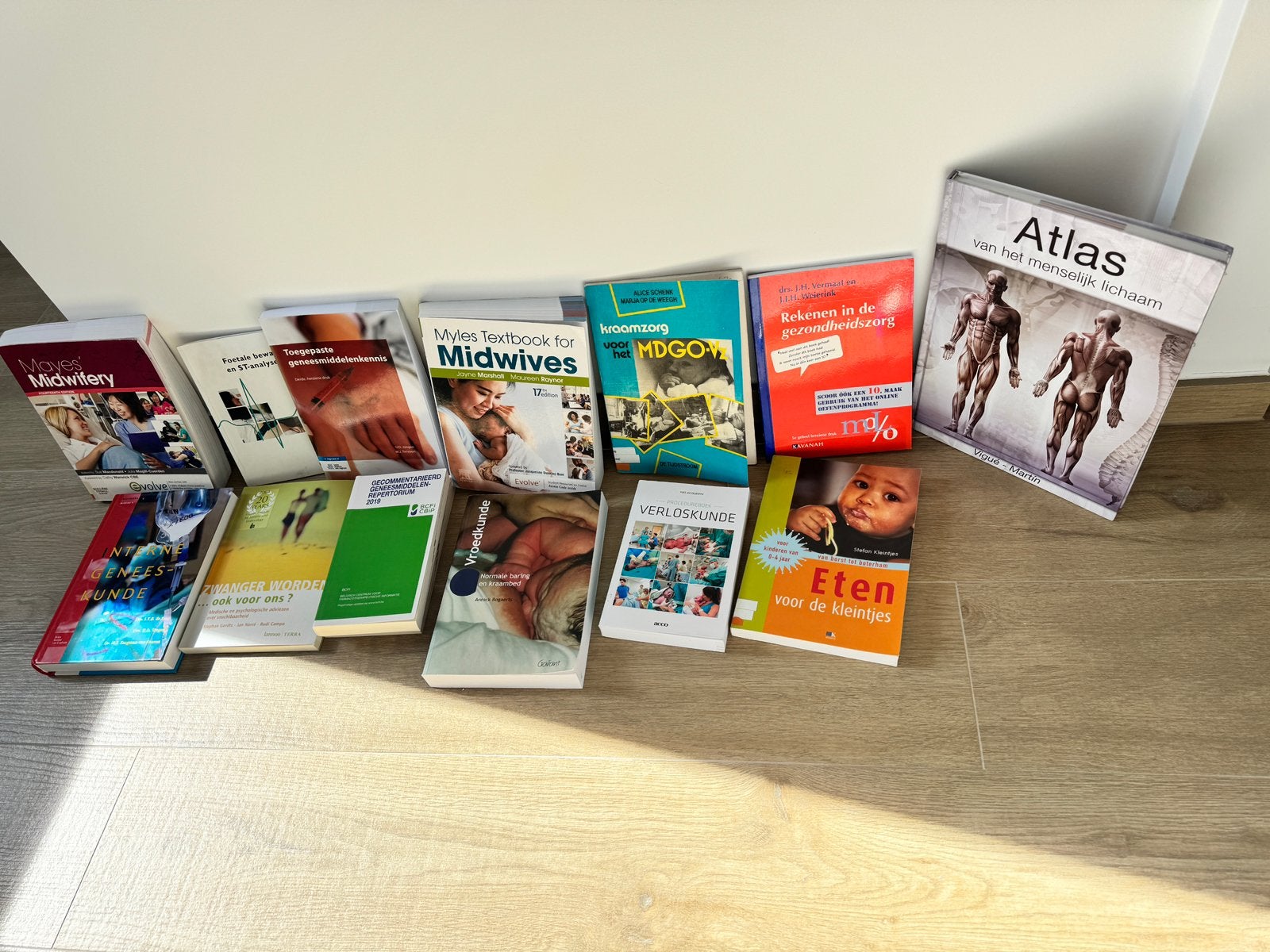 Elk boek 10€!!, Boeken, Ophalen, Zo goed als nieuw