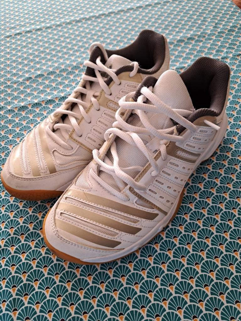 Adidas dames sportschoenen, Vêtements | Femmes, Chaussures, Adidas, Chaussures de sports, Comme neuf, Enlèvement