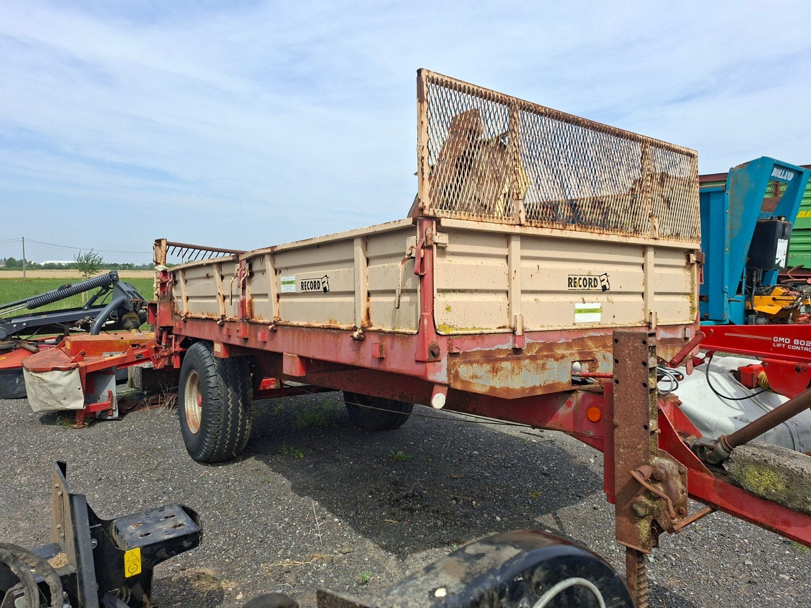 Mestwagen en mais zaaimachine MAIS  te koop, Zakelijke goederen, Landbouw | Werktuigen, Ophalen
