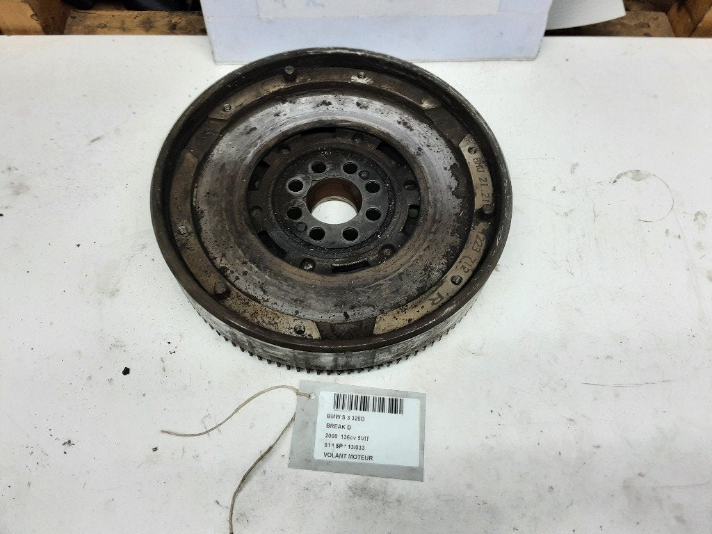 VOLANT MOTEUR BMW 3 serie Touring (E46 / 3), Mevr. I. Hauben, Utilisé, BMW, Rue de l'Espoir 34 34
4030  GRIVEGNÉE, BE