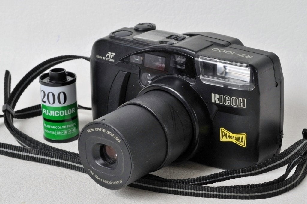 Ricoh RZ-1000 38-105 mm compact polyvalent Argentique, Enlèvement ou Envoi, Utilisé, Compact