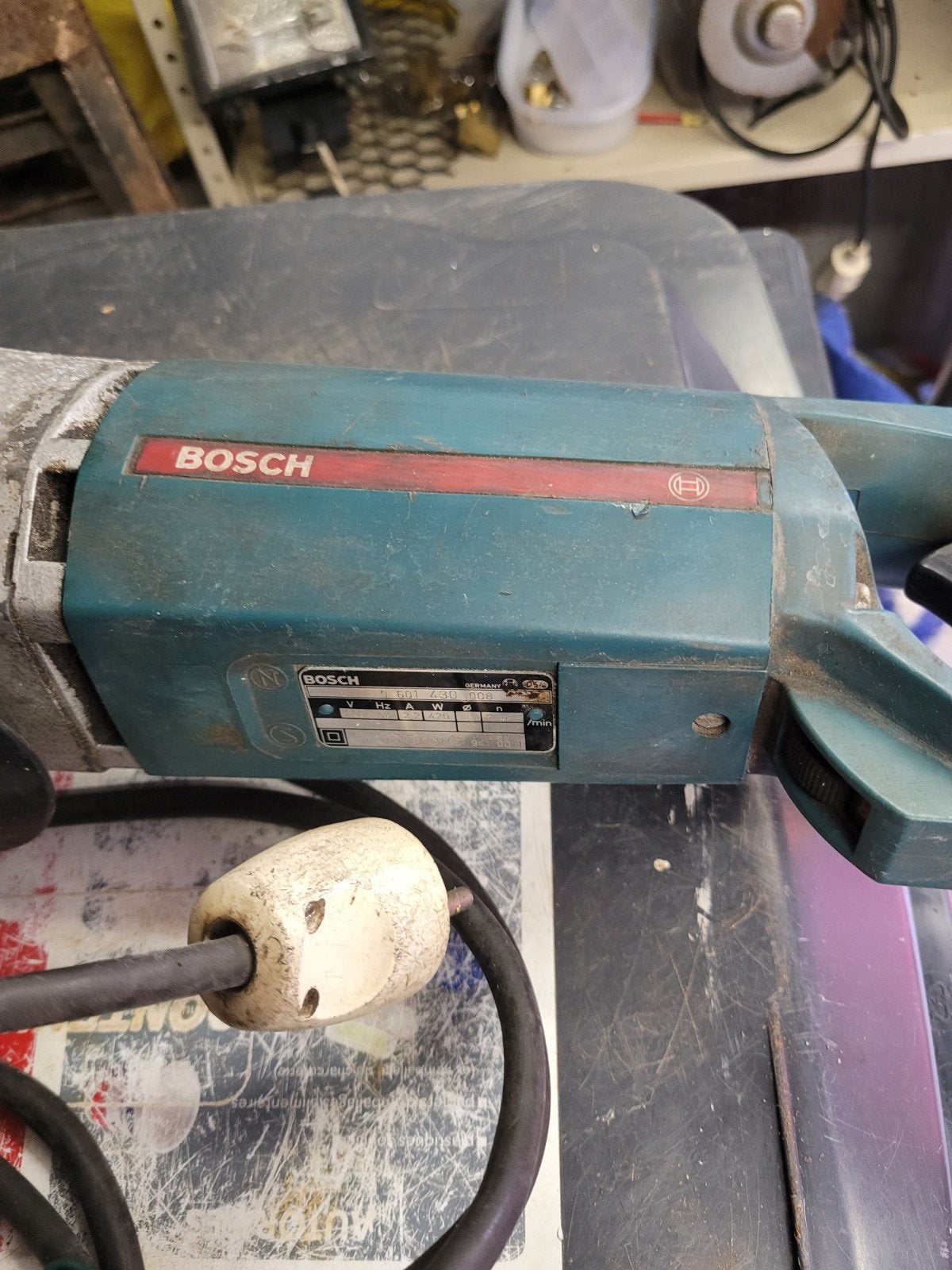 gros bouloneuse bosch électrique fonctionnel, Enlèvement